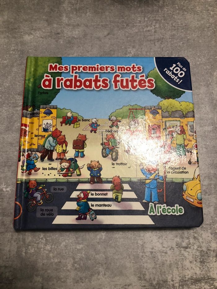 Livre mes premiers mots à rabats futés