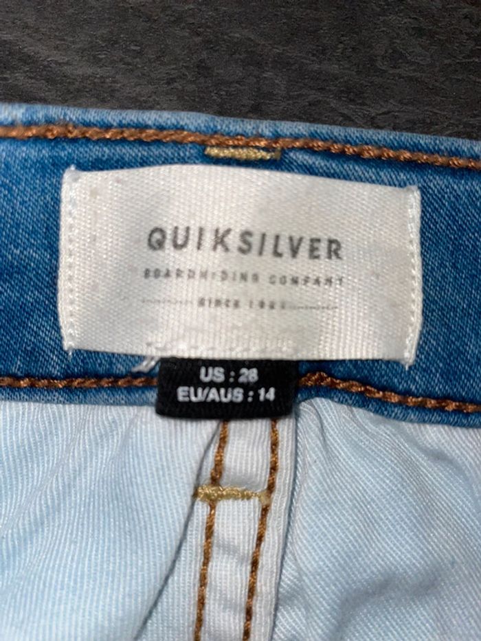 Bermuda #quicksilver#14 ans - photo numéro 4