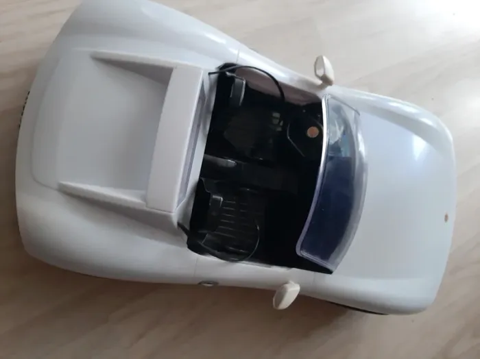 Véhicule Rainbow High voiture arc-en-ciel - photo numéro 7