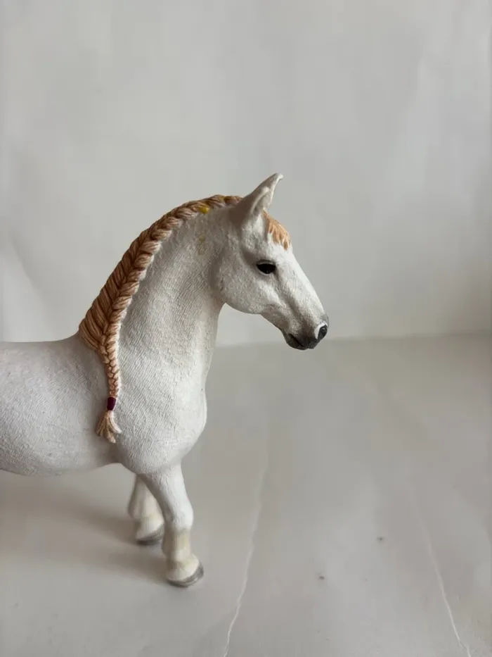 Jument lusitanienne Schleich - photo numéro 4