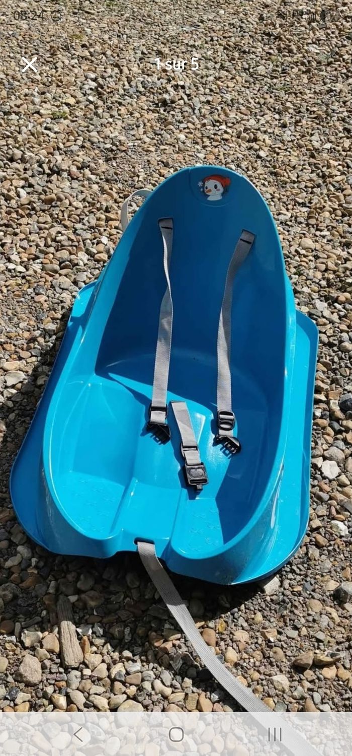 Luge bébé avec dossier très bon état