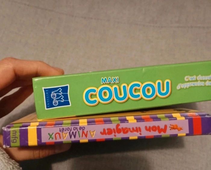 2 livres bébé dont 1 avec volets à soulever - photo numéro 2