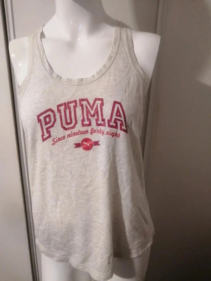 haut et t-shirt Puma blanc taille 40