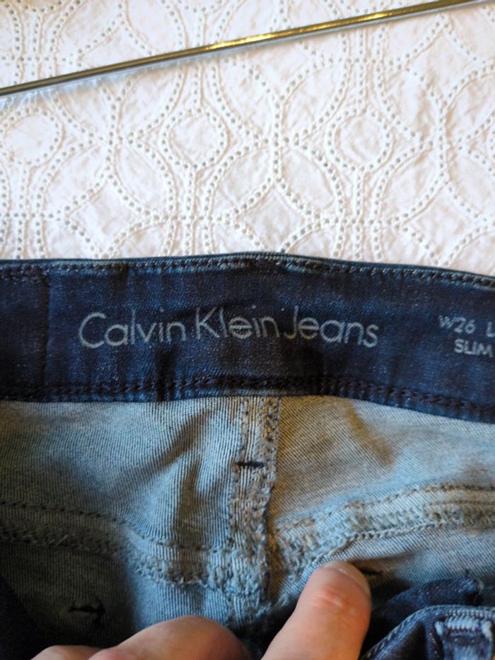 Jean femme Calvin Klein t26/36 - photo numéro 9