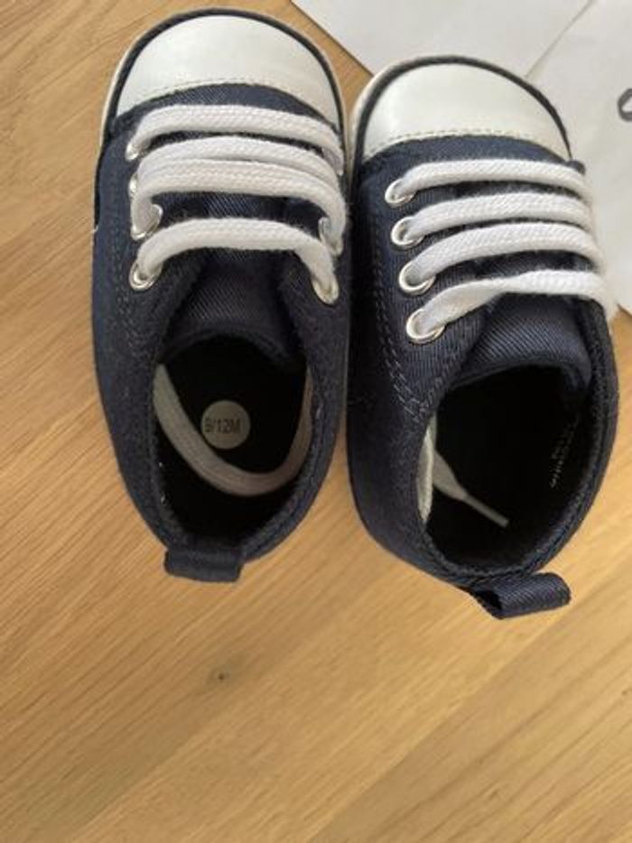 Lot 2 paires de chaussures 9/12 mois - photo numéro 4