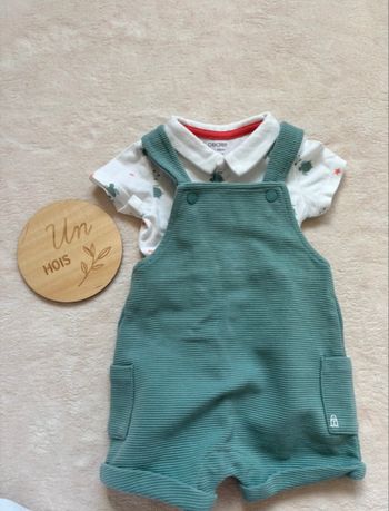 Ensemble salopette 1 mois
