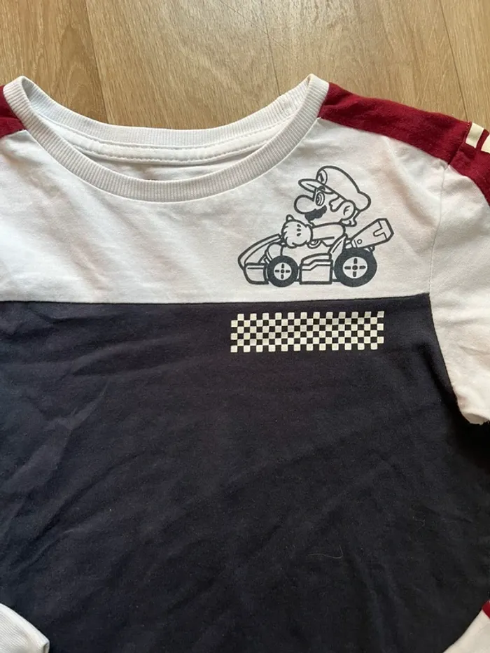 Pull Mario Kart taille 8 ans 🌹 - photo numéro 2