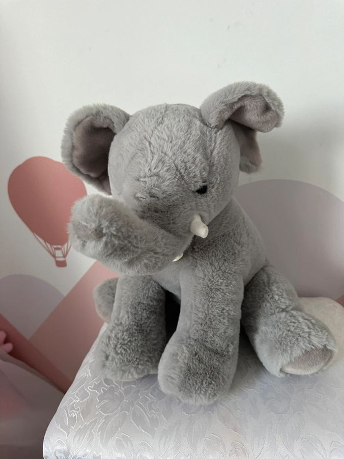 Peluche éléphant 32 cm