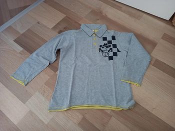 Polo gris