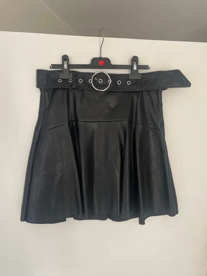 Jupe cuir Bershka L