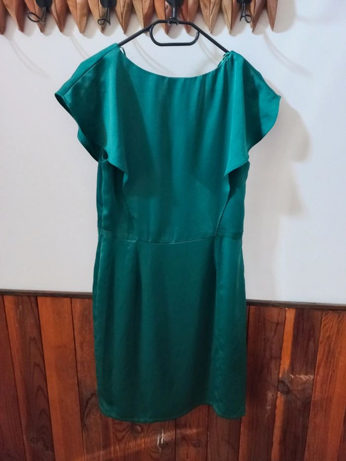 Robe verte manche volants - photo numéro 3