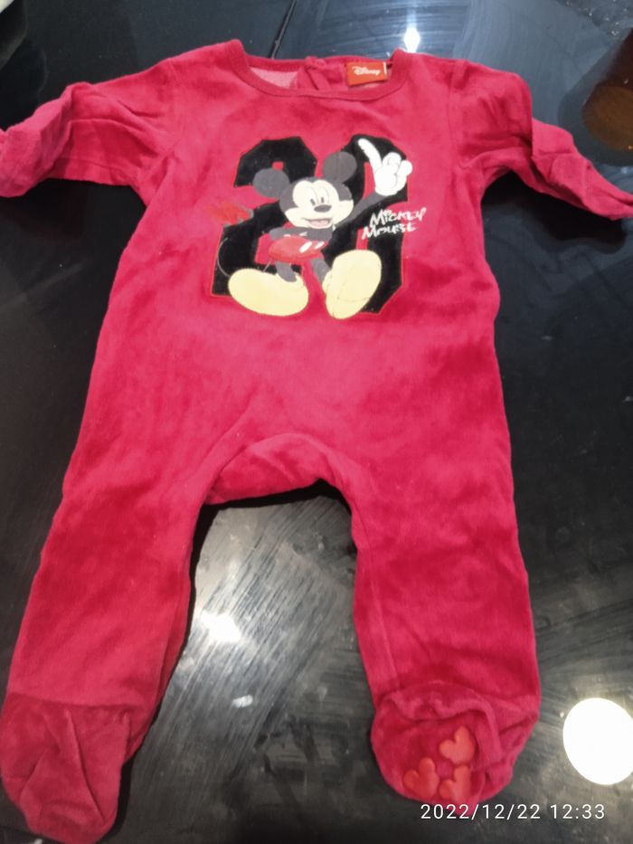 Lot pyjama 3 mois - photo numéro 2