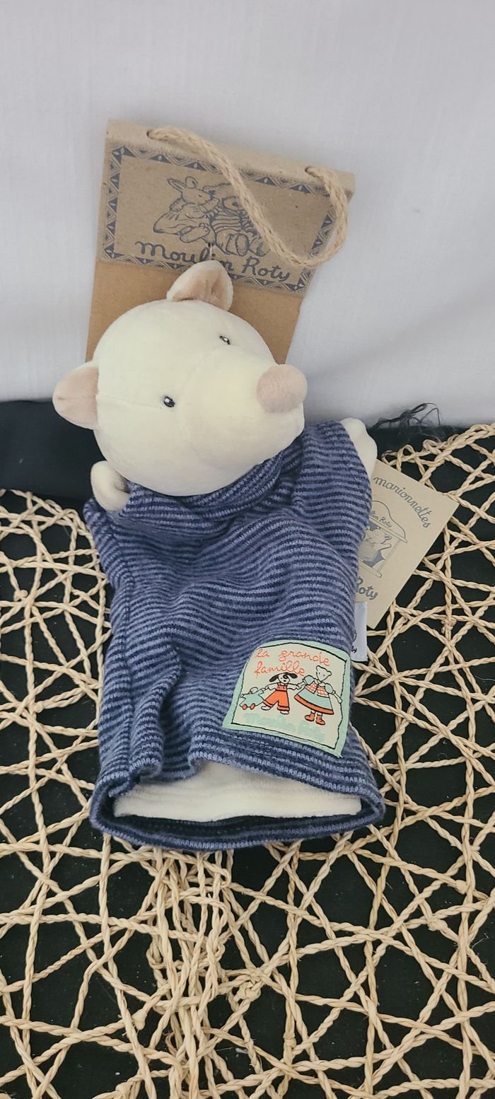 Doudou marionnette ours blanc rayé bleu la grande famille MOULIN ROTY - photo numéro 3