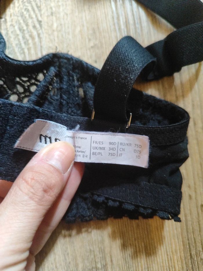 Soutien gorge Etam rouge et noir 90D - photo numéro 2