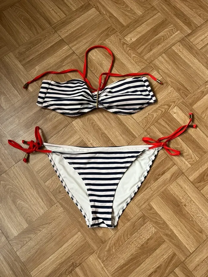 Maillot de bain 2 pièces vintage