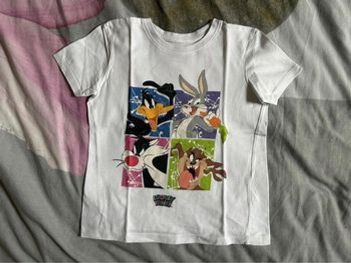 T-shirt looney toons