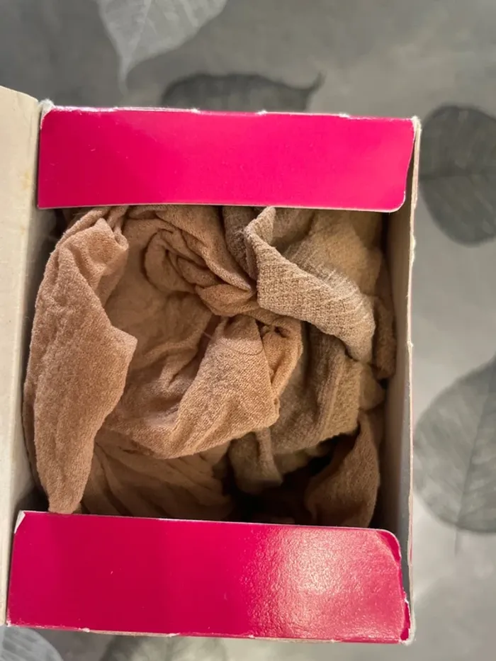 Lot 7 collants diverses couleurs taille 5/6 neufs - photo numéro 9