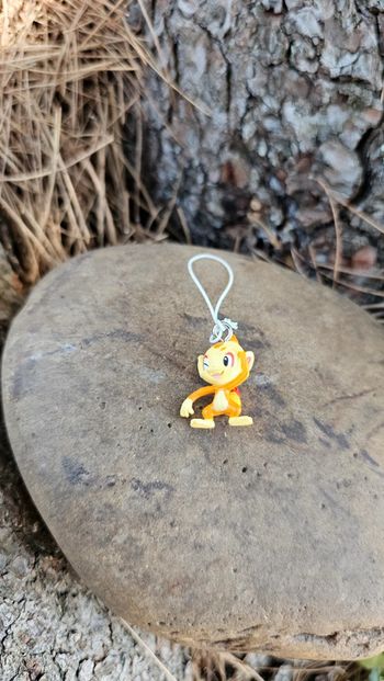 Super petite figurine Pokemon Nintendo porte clé Ouisticram