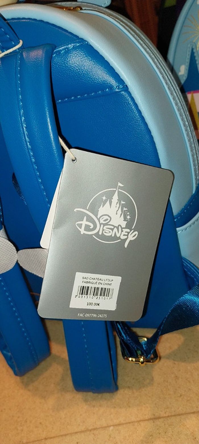 Pick-up sac Loungefly Château Disney - photo numéro 4