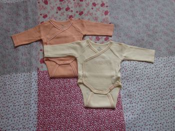 Body croisés manches longues taille Naissance