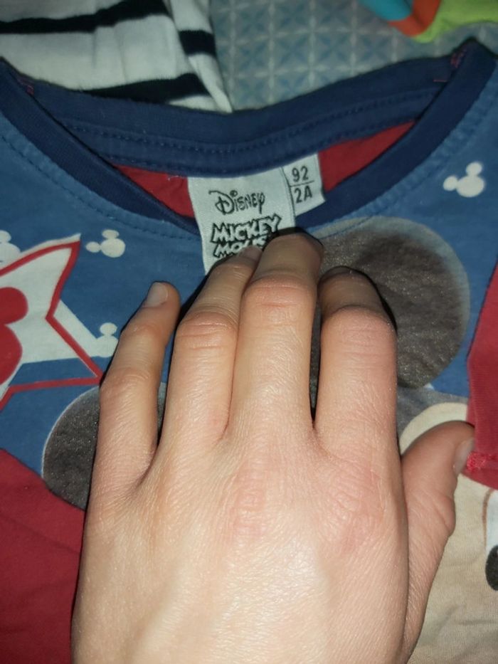 Lot 8 hauts 2 ans garçon - photo numéro 9