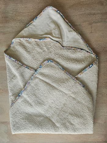 Cape de bain bébé 