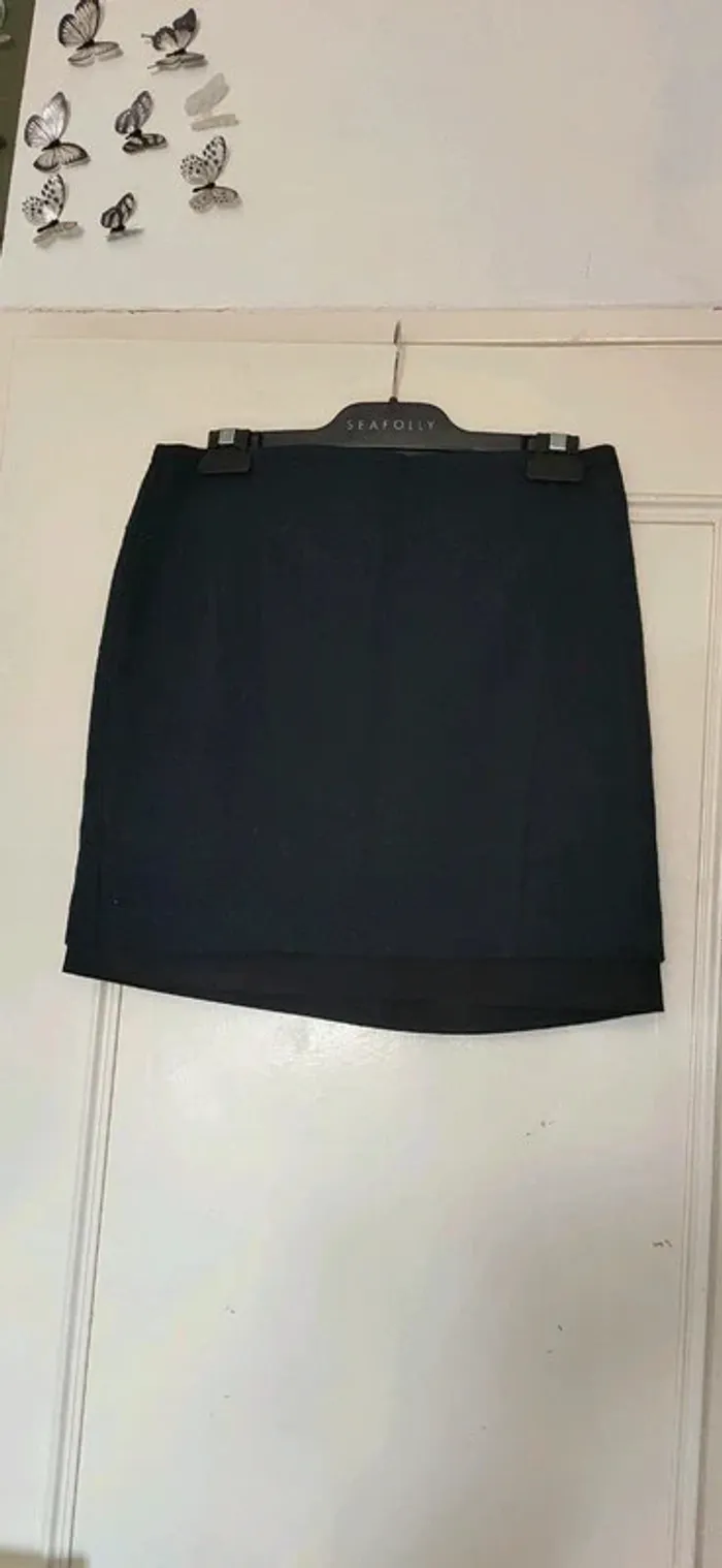 Jupe courte - photo numéro 4