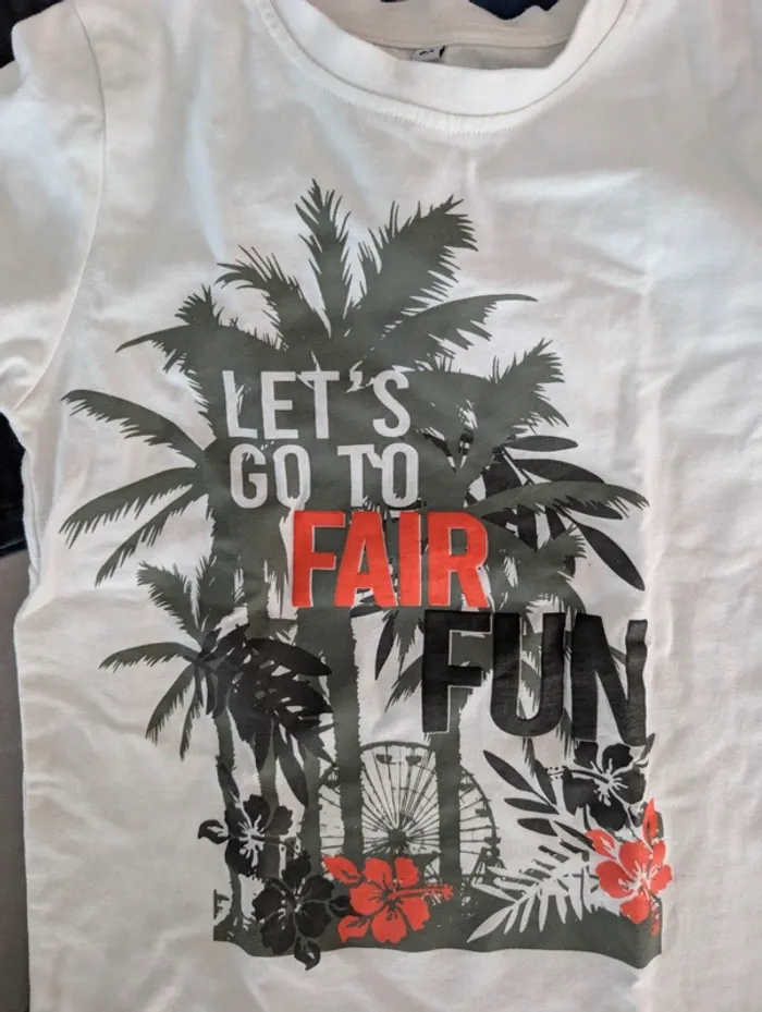 Lot de 3 t shirt's 8 ans - photo numéro 4