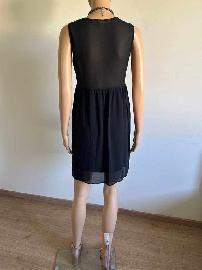 Robe noire sans manches Naf Naf taille 34 excellent état - photo numéro 6