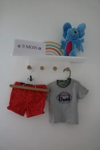 Ensemble haut Creeks et short Kiabi 9 mois
