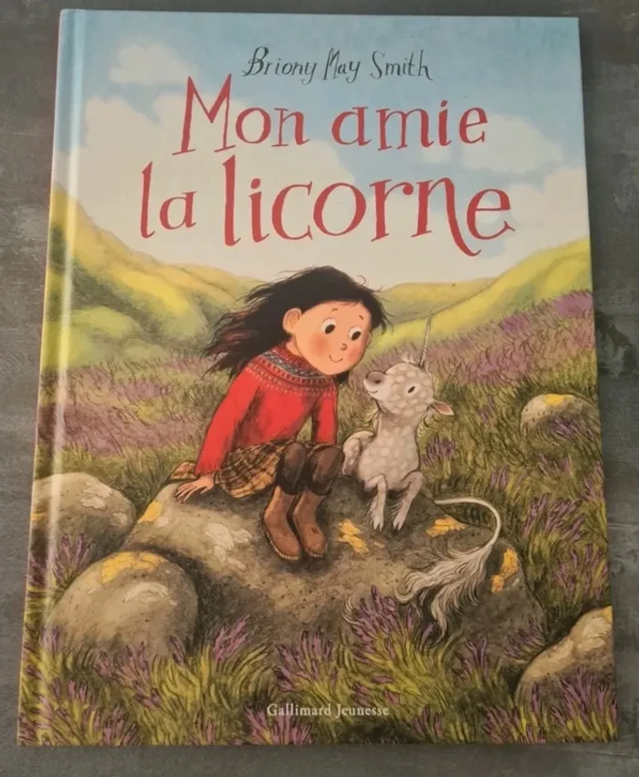 Livre illustré enfant Mon amie la licorne - Briony May Smith
