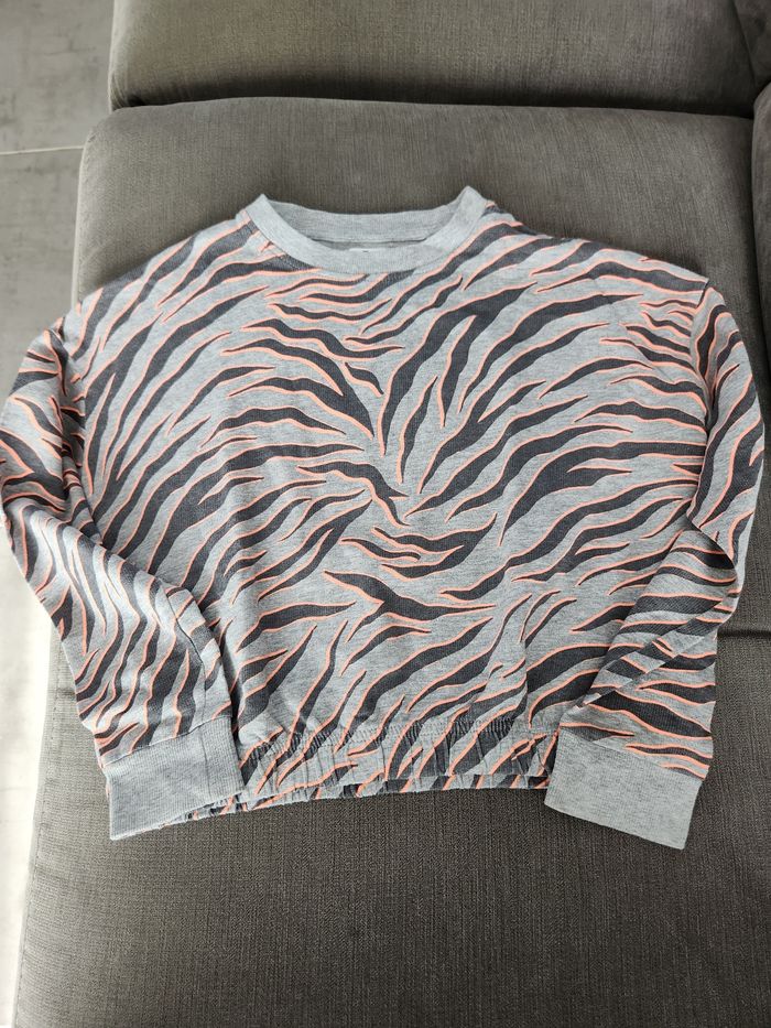 Pull gris