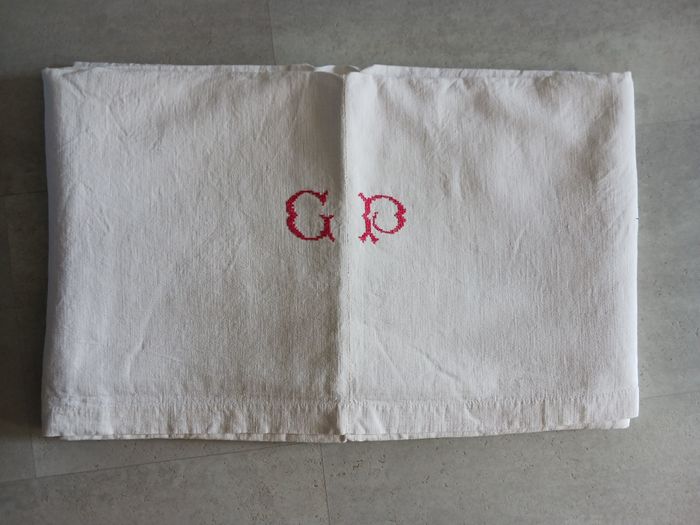 drap plat blanc épais vintage brodé en rouge GP 2 pers