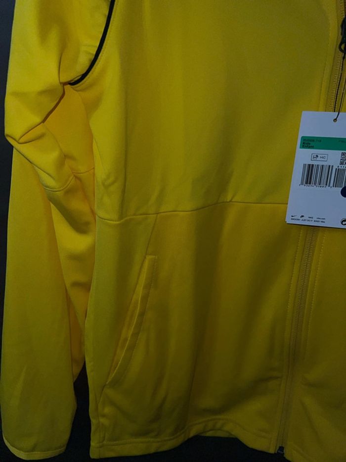 Haut de survêtement Nike Taille XL enfant - photo numéro 4