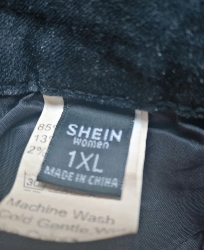 Short Shein T 46 - photo numéro 3