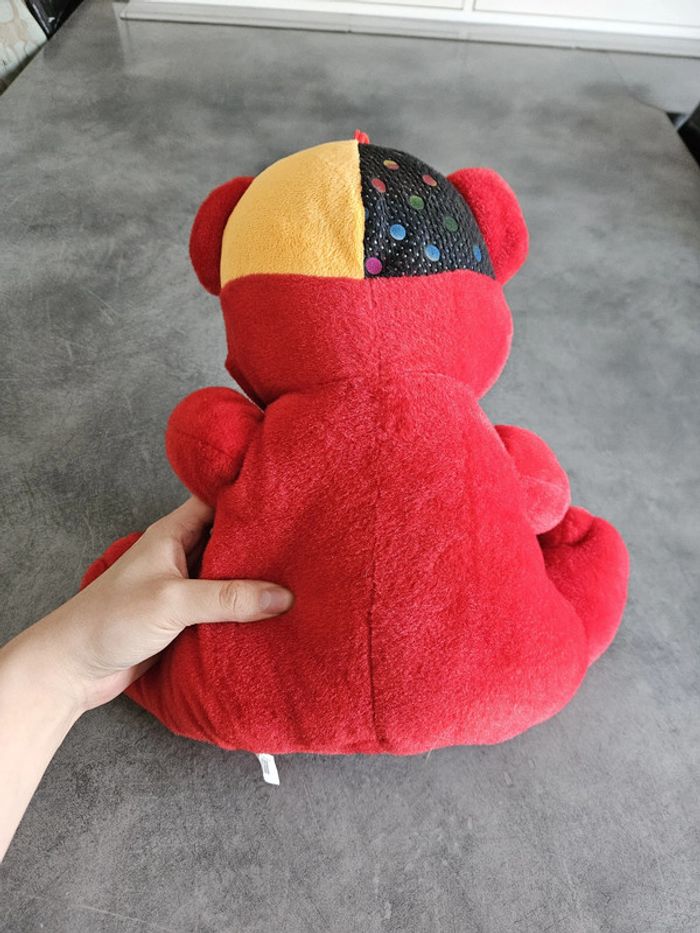 Grand et gros ours en peluche rouge avec coeur 30cm (NEUF) - photo numéro 2
