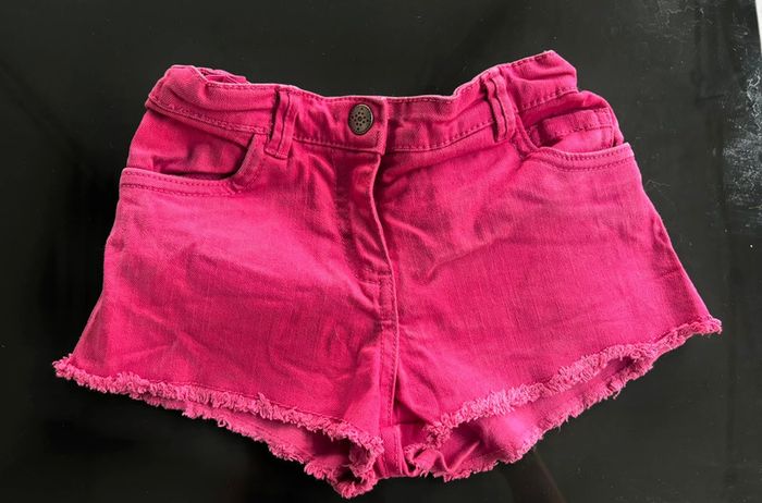 Short en jean rose / Taille 3 ans