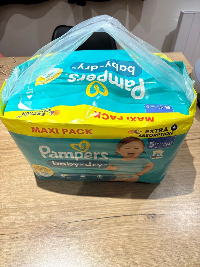 Pampers baby-dry taille 5+ 84 couches - photo numéro 3