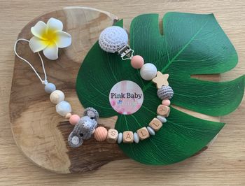 Attache susu , tétine… personnalisée