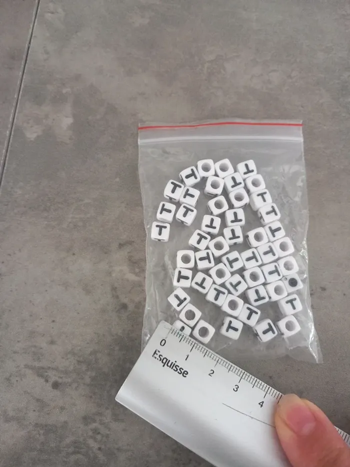 Perles lettres - photo numéro 2