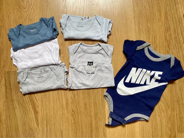 Lot vêtements 9 mois - photo numéro 4