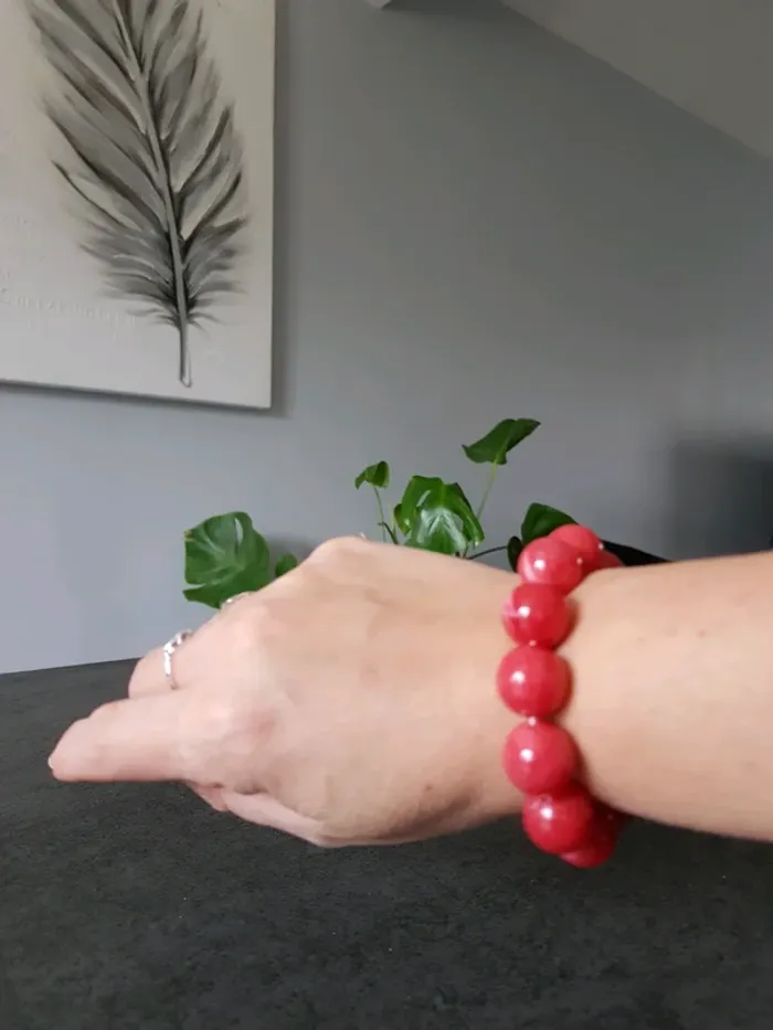Bracelet rouge - photo numéro 5