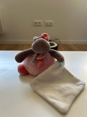Doudou mouchoir hippopotame baby nat