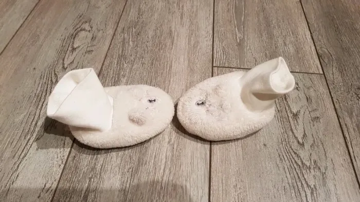 Chaussons  Pointure 15/18 - photo numéro 2