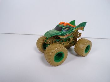 Monster Trucks - Monster Jam - Dragon (J2)