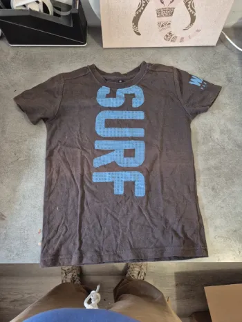 T-shirt surf