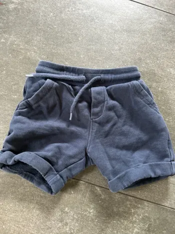 Short 2 ans tape à l’œil