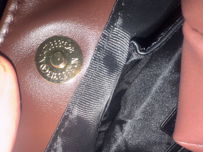 sac à main en cuir jamais utilisé - photo numéro 6