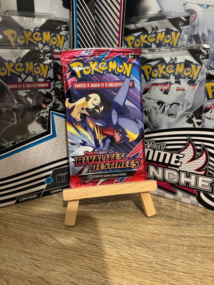 Booster Pokémon Rivalités Destinées reconditionné