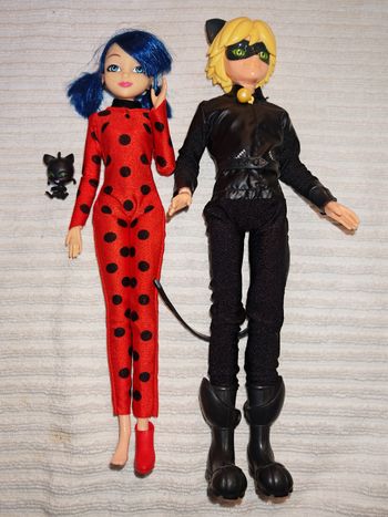 Poupées miraculous et chat noir